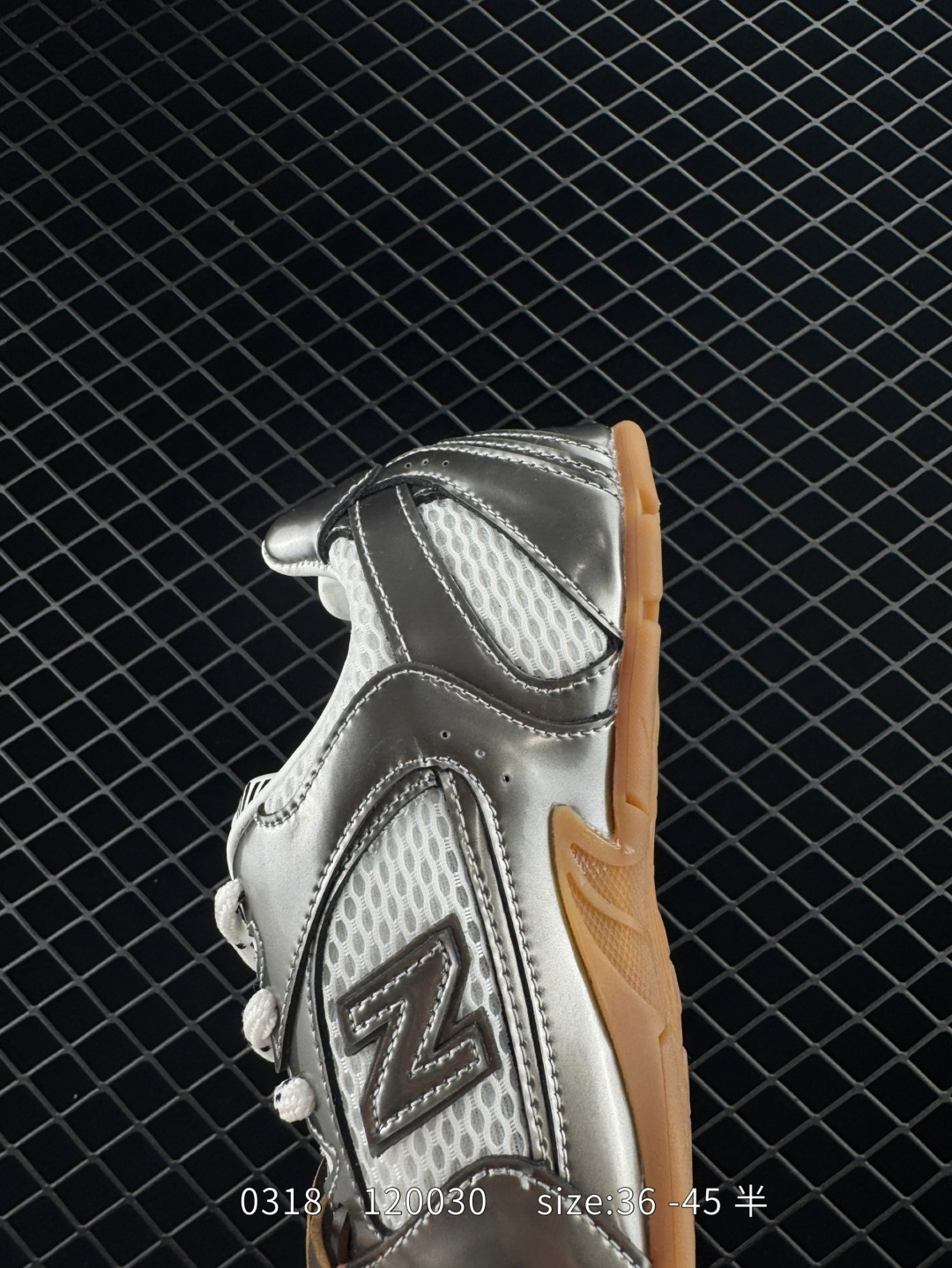 MiuMiu x New Balance New Balance 530